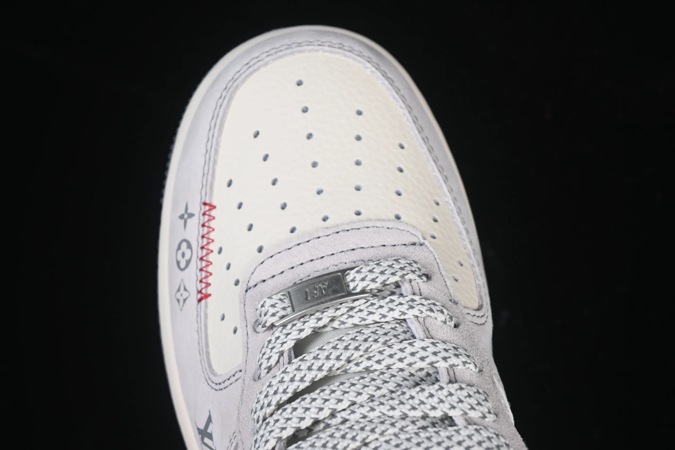 All categories Nk Air Force 1 Air Force series Nk Air Force 1 Low Air Force low-top Nike Air Force 1'07 Low LV joint gray hook woven label Air Force 1 low-top casual sneakers CX5050-Y25